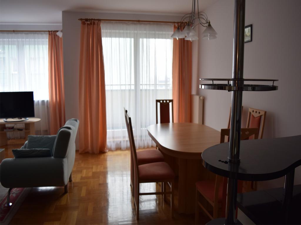 Dgm Apartment Варшава Екстер'єр фото