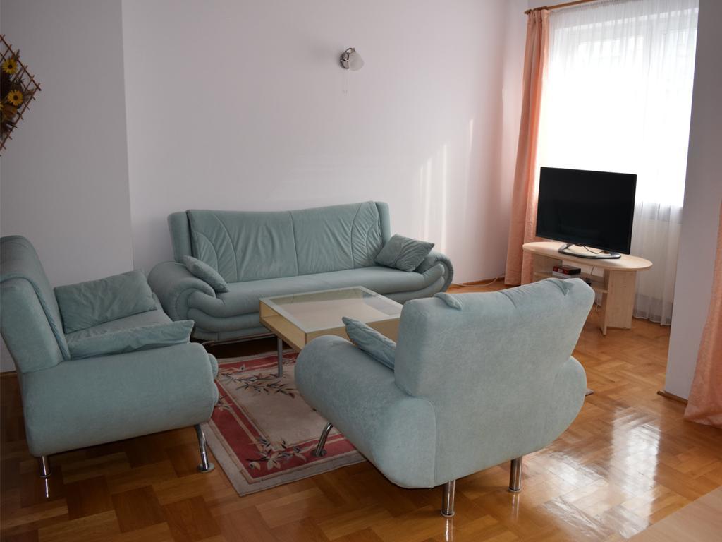 Dgm Apartment Варшава Екстер'єр фото
